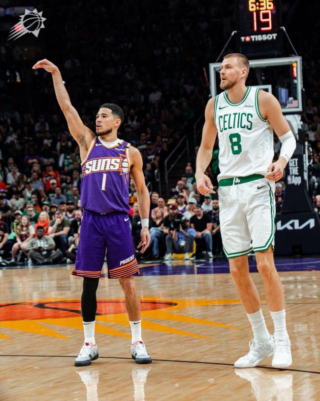 绿军22记3分创NBA历史第一纪录 波神30+8助大胜