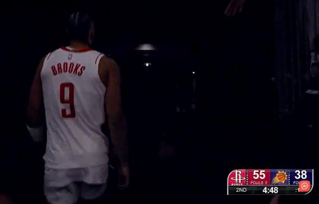 格林33分 火箭横扫太阳 杰伦格林闪耀全场