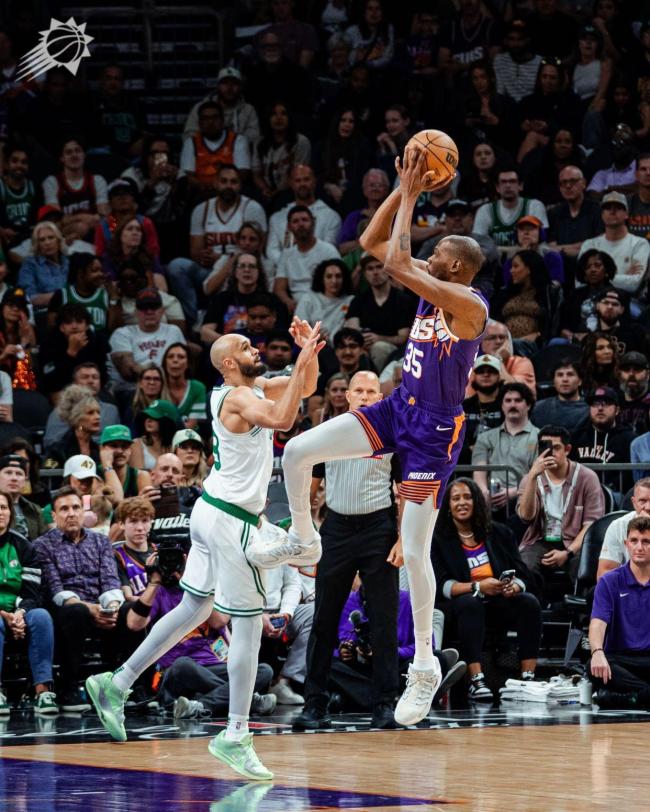 绿军22记3分创NBA历史第一纪录 波神30+8助大胜