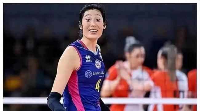 球队关键人物！朱婷状态越来越好 19分carry全场