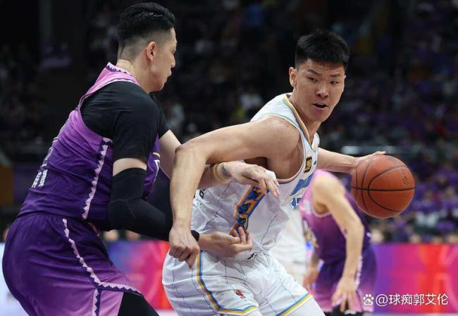 北京德比G4：曾凡博和周琦伤病牵绊 出战成疑引发关注
