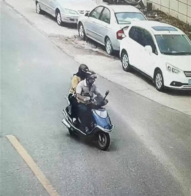 女教师被同居男友杀害案