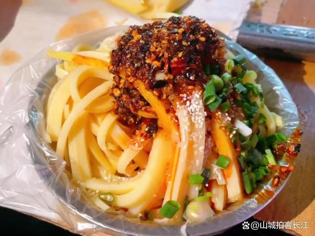 重庆荣昌除了卤鹅还有哪些美食 非遗小吃与隐藏玩法等你来解锁
