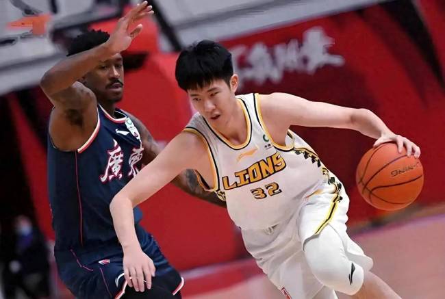 广厦男篮伤病对冲击季后赛有何影响