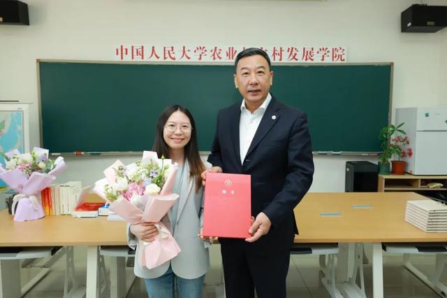 “95后”叶紫薇，破格晋升