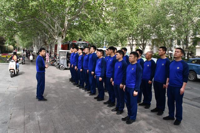 遇“健”春天，美“步”胜收 火车站消防开展健步走活动