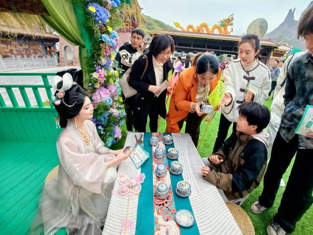 看山听水赏花香！辉县五一撒欢攻略 →