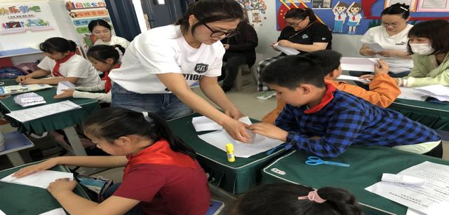 二十一位“师傅”点燃式教学 共筑人人一节优质课