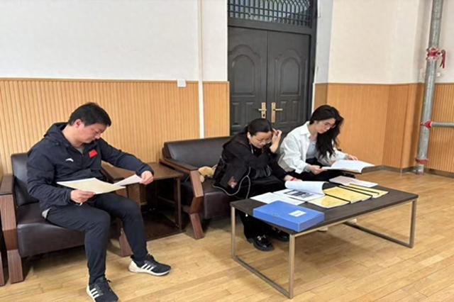 郑州市管城回族区外国语学校迎接区心理督导检查