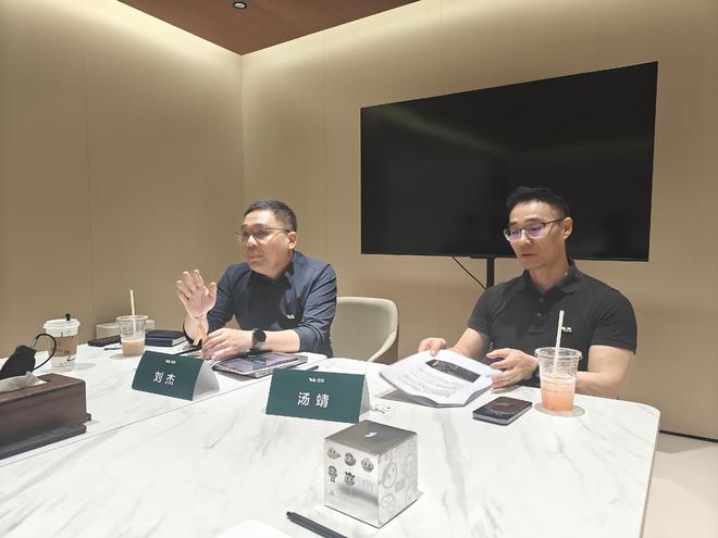 2025上海车展观察｜老板低调，不谈智驾谈安全，SUV大混战