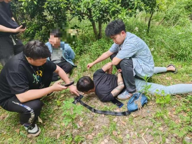 上海警方侦破新型骗局 “埋包”转赃手法曝光