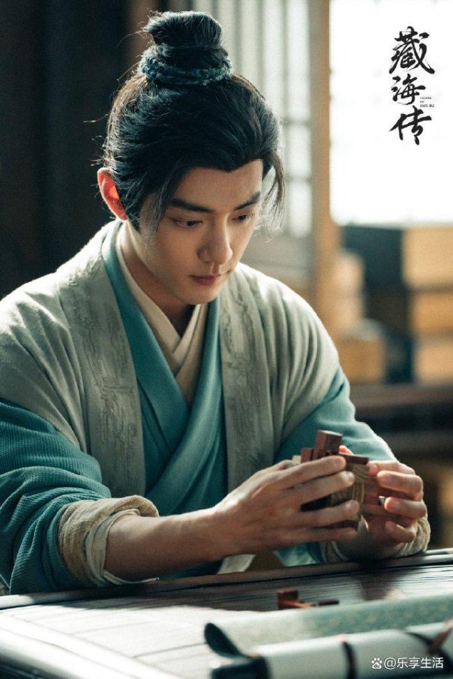 肖战新剧《藏海传》：眼泪往上擦紧致又提拉，细节美学再封神
