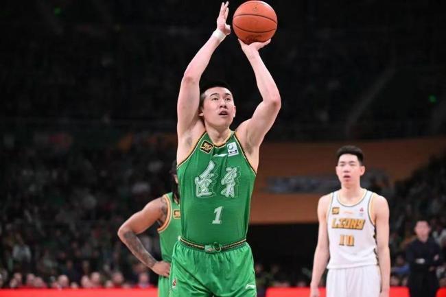 辽篮新老交替将按下“快进键” 阵容大换血在即
