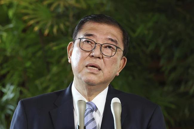 日本首相寻求美方取消加征汽车关税