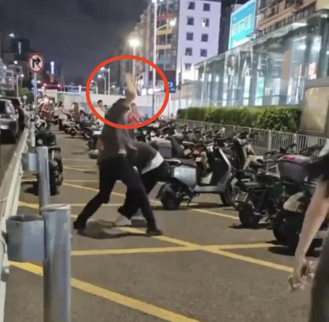 妇联回应女子拒乘遭摩的司机殴打 暴力事件引众怒