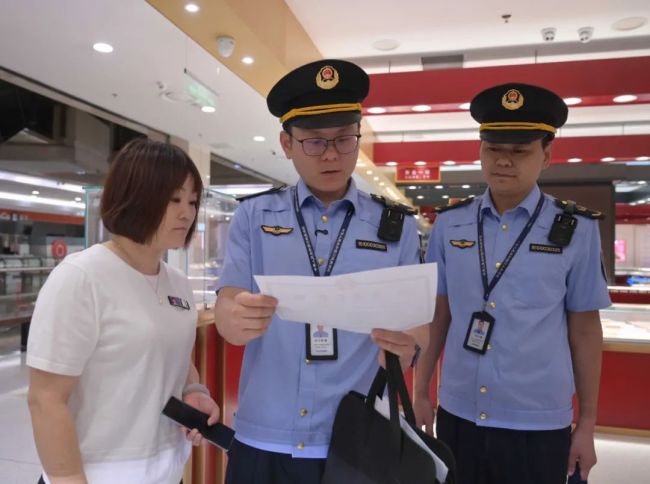 胖东来玉石抽检合规遭“疯抢” 抽检结果公布引发热议