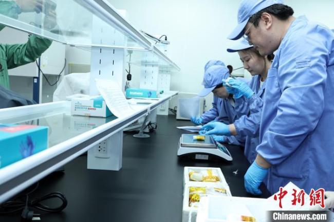 中国空间站第八批实验样品返回
