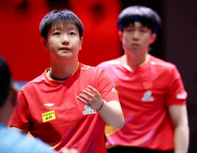 多哈世乒赛：国乒首轮15胜1负！林高远涉险过关，逆转埃及选手 国乒强势晋级