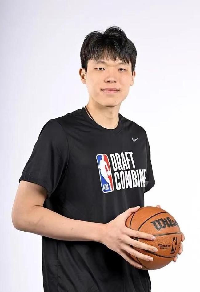 杨瀚森收到更多球队的面试邀请