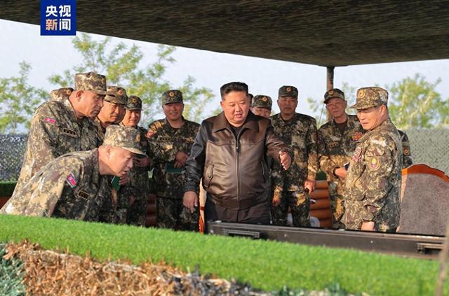 金正恩:炮兵部队随时能战且战之必胜