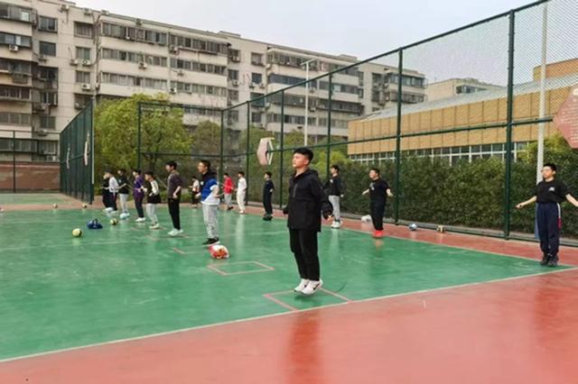 郑州市管城回族区外国语学校中招体育考试纪实