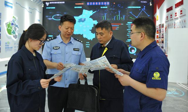 郑州：深耕“预防警务” 为经济发展拧紧“平安阀”