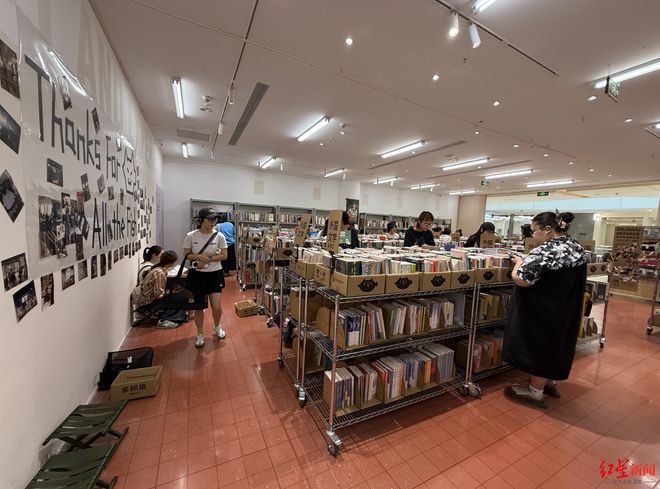 探店|二手商店多抓鱼又来成都，买二手书的你会买二手衣服吗？