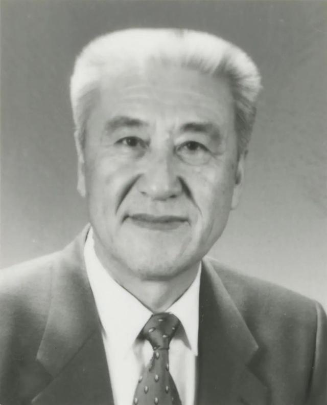 祝铭山同志逝世，享年88岁