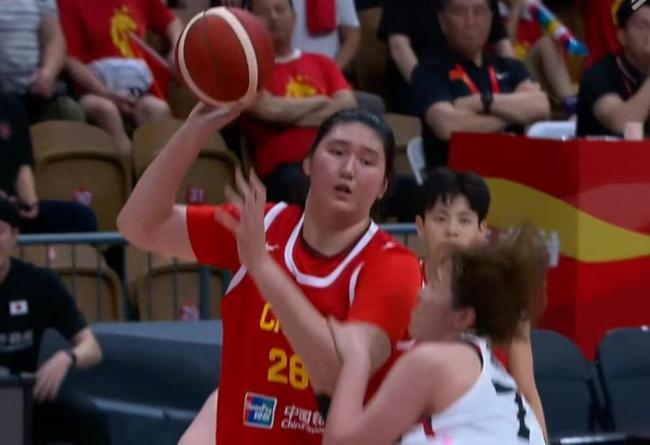 女篮外线新核心！杨舒予vs日本集锦：9中8高效17分内外开花 中国女篮力克劲敌