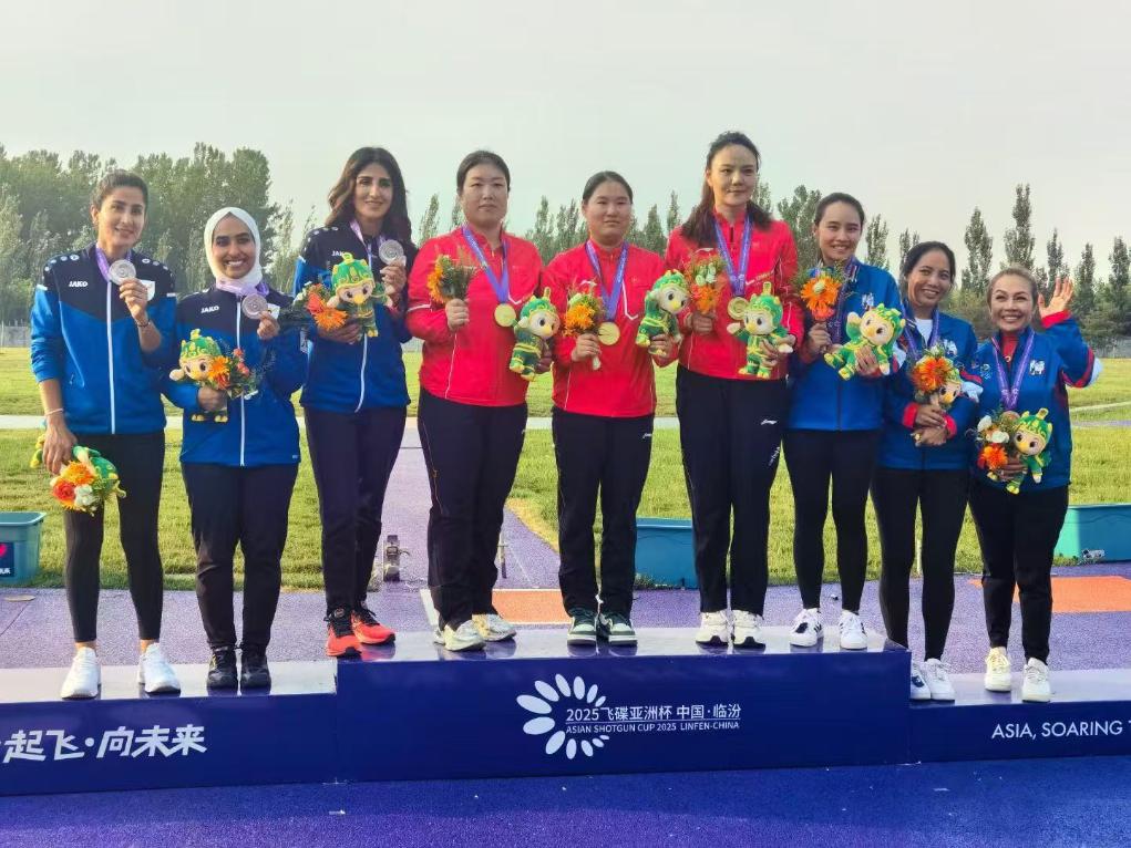 飞碟亚洲杯：中国队包揽女子多向金、银牌