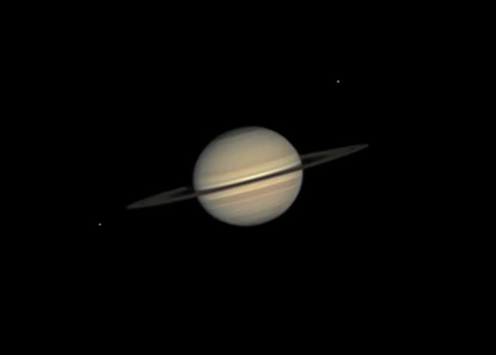 难得一见！“星星相吸”来了，罕见天象等了36年