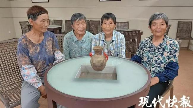 6名大姐种芝麻挖出千年文物