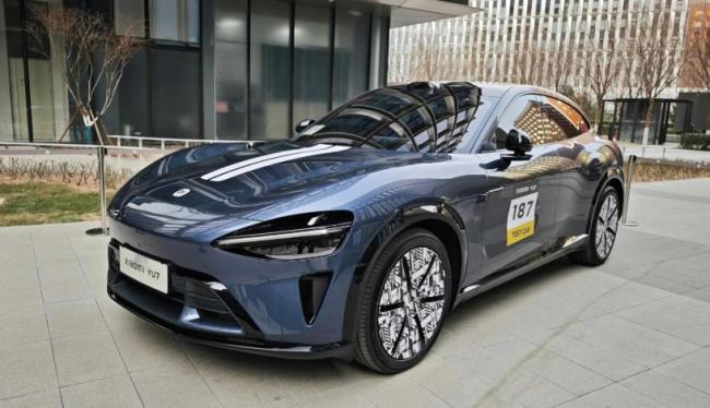 小米YU7对比Model Y 性价比之争