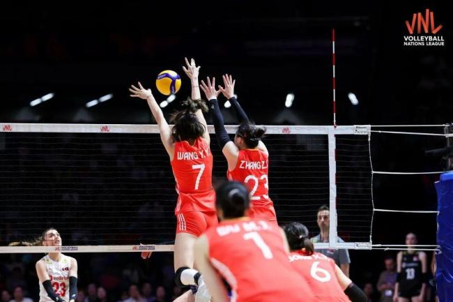 中国女排2-3土耳其女排 北京站惜败收官
