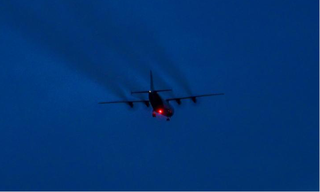 海军航空兵飞行训练大片来了 夏日长航时反潜训练