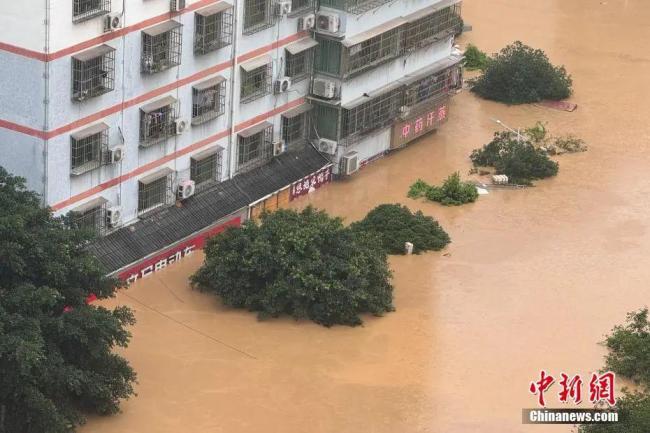 贵州遭超30年一遇洪水袭击 多地启动应急响应