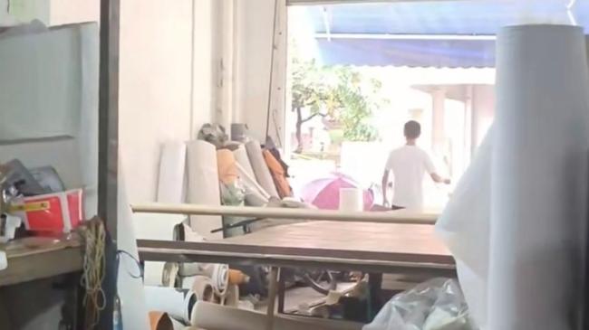 警方回应老人捡手机索要1600才肯还 家属索高额酬金引发争议