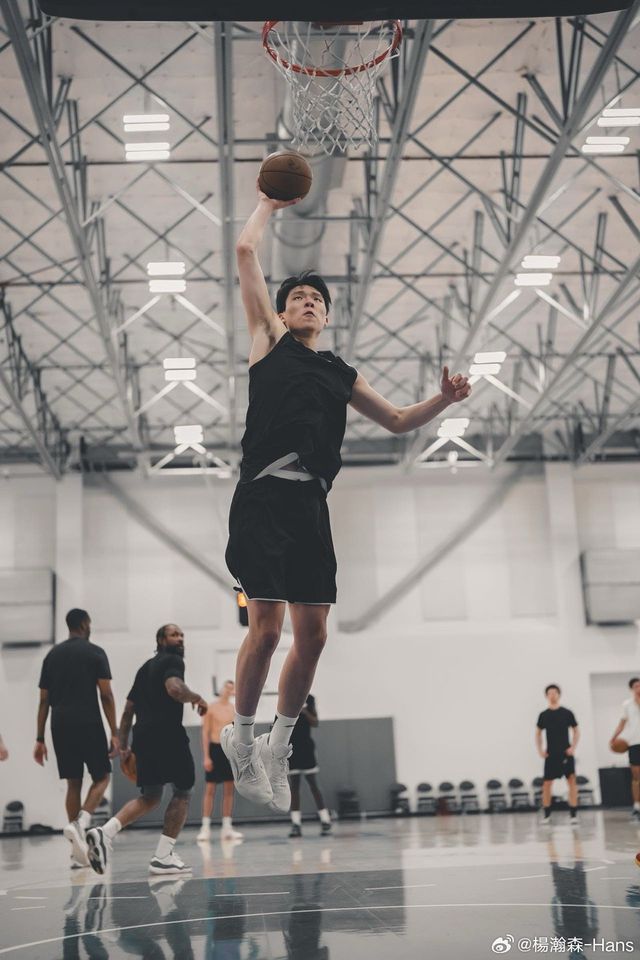 NBA，又有了中国球员！杨瀚森4年薪资预计2139万美元