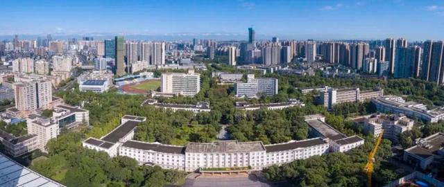电子科技大学2025年本科招生章程 有这些新变化→