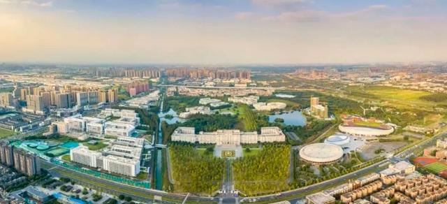 电子科技大学2025年本科招生章程 有这些新变化→