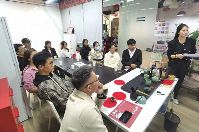 餐企如何让顾客满意、员工开心？高校教师入企调研想出妙招