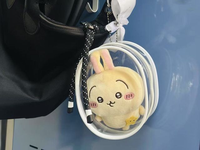 从LABUBU到Chiikawa，解码情绪价值有多值钱