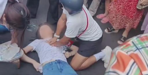 男子救人被指“袭胸”引热议 为救人义举点赞撑腰！