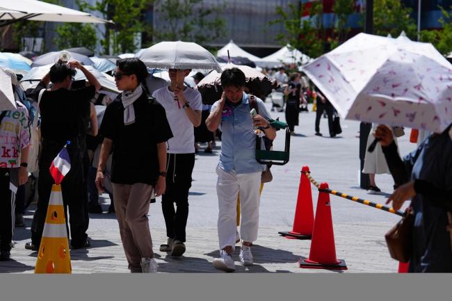 气候变化加剧极端高温 全球多地高温频现