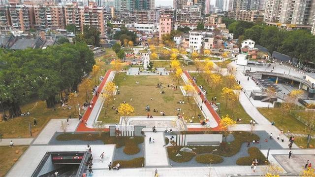 老城“交通孤岛”变身“市民客厅” 旧广场焕新颜