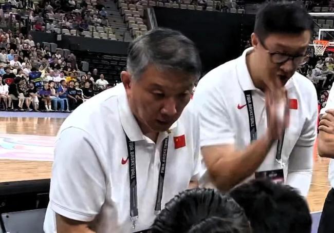 媒体表示张子宇问题比惊喜更刺眼 夹击战术显成效