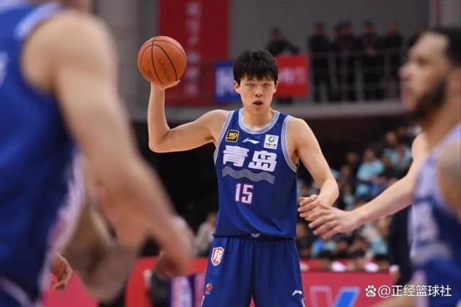 杨瀚森首秀在即！回顾过去一年轨迹：从退选到首轮秀都经历了什么？努力与蜕变的见证