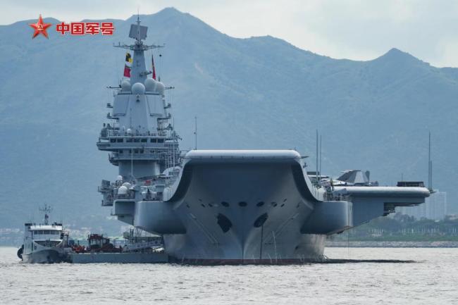山东舰与维港同框大片来了
