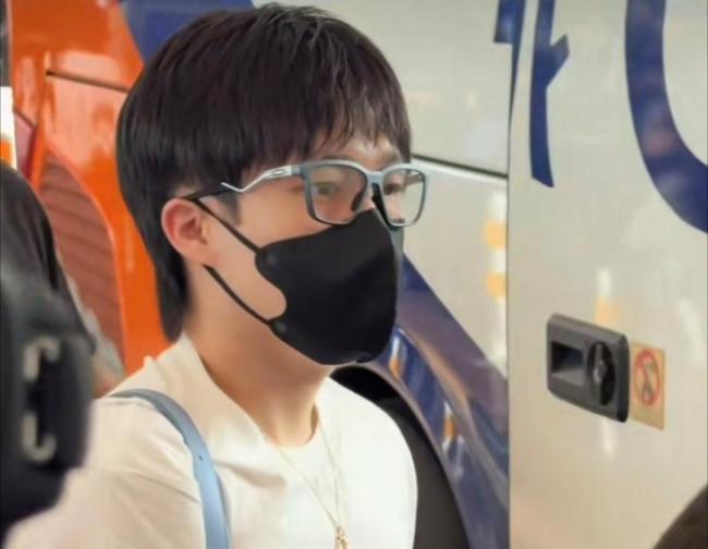 孙颖莎王楚钦赴美参赛