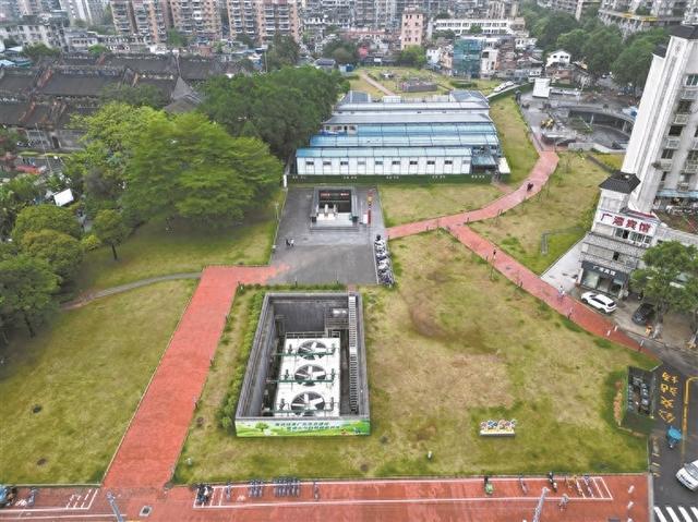老城“交通孤岛”变身“市民客厅”
